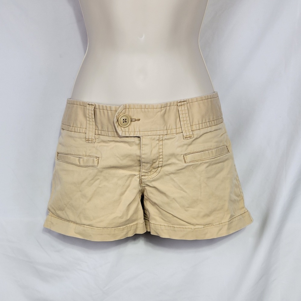 American Eagle Womens 4 Tan Khaki Chino Shortie Shorts 2" Inseam Super Stretch